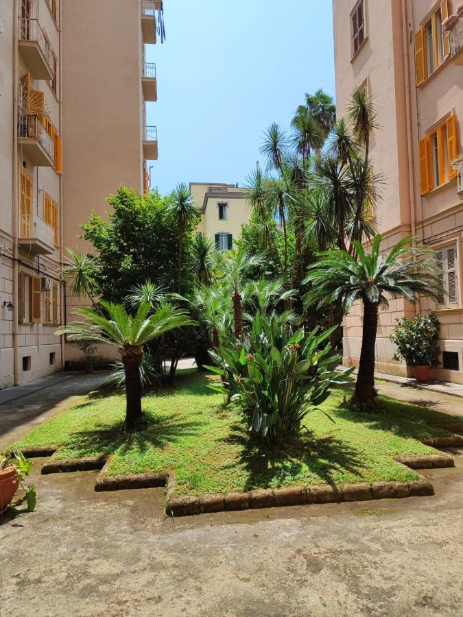 The House Of The Sunbeam Appartamento Napoli